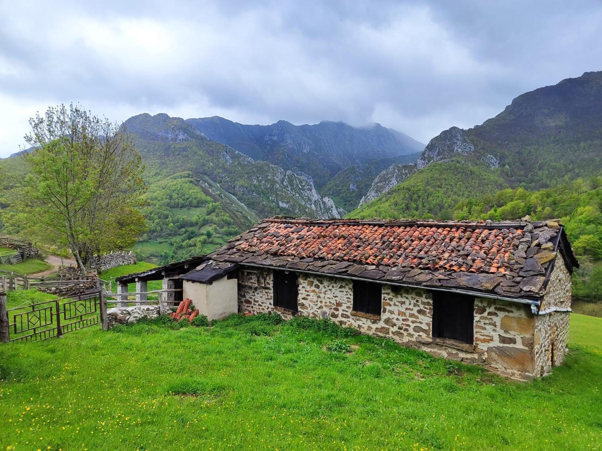 El Corral De Baxo Felechosa Exterior foto